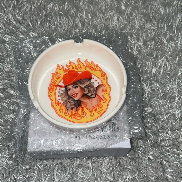 Act ii Cowboy Carter Beyoncé Hold’Em Ashtray - Picture 2 of 6